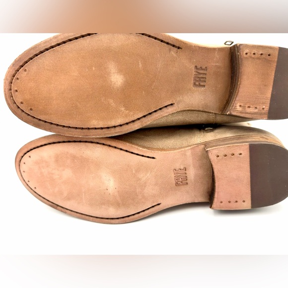 NWT Frye Women's Ash Suede Chelsea Ankle Boots - Picture 8 of 9